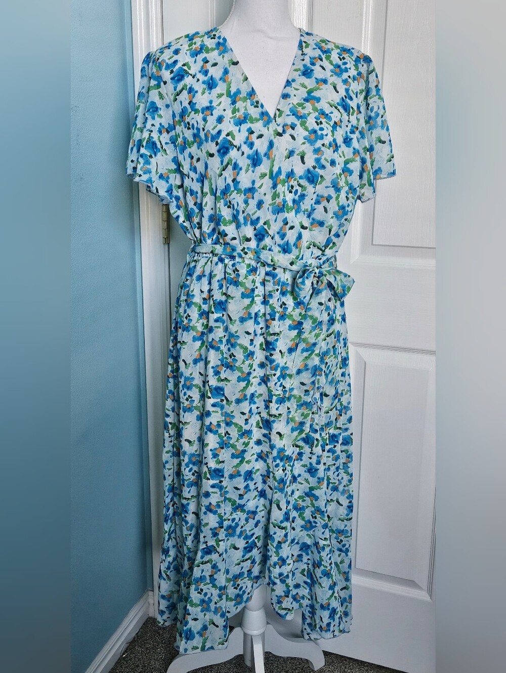 NWT Blue Floral Dress with Belt